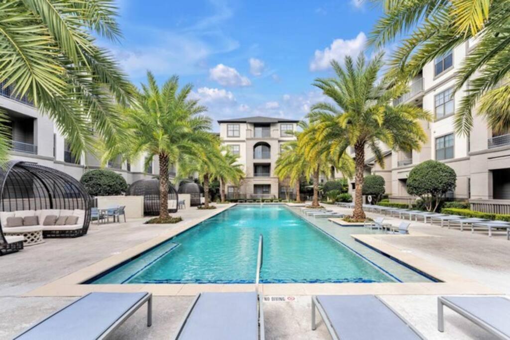 Your Warm Spacious Unit With Pool - Medical Center Houston Exterior foto