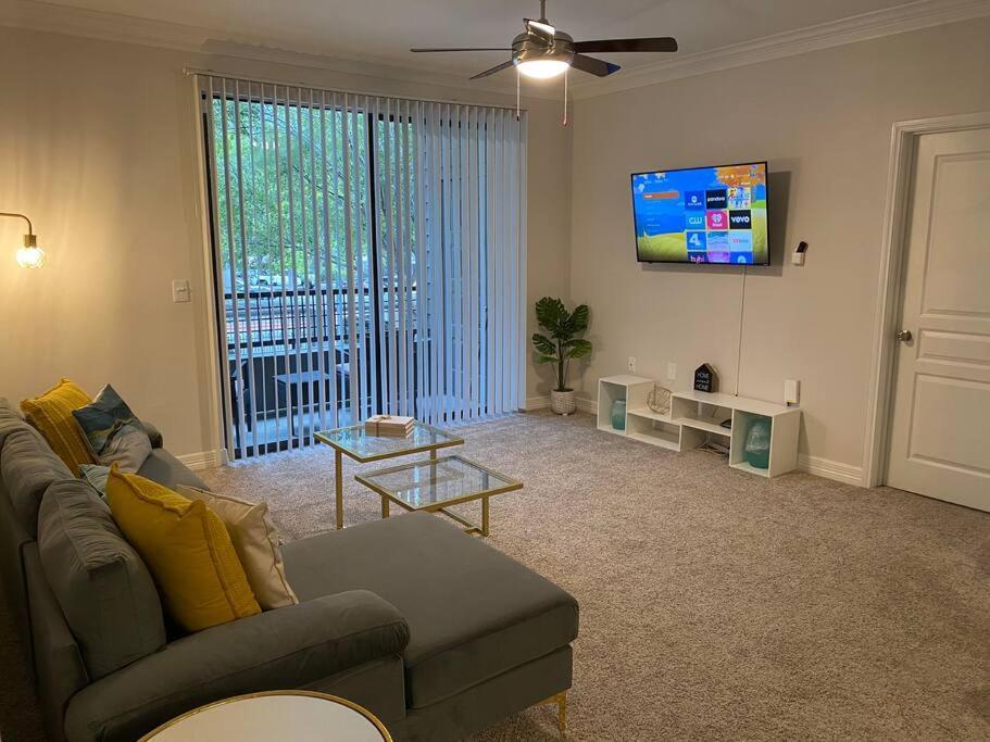 Your Warm Spacious Unit With Pool - Medical Center Houston Exterior foto
