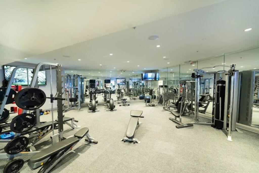 Your Warm Spacious Unit With Pool - Medical Center Houston Exterior foto